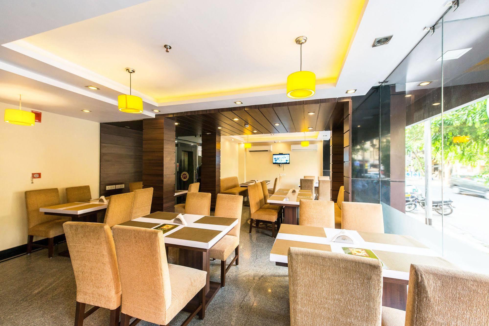 Hotel Treebo Globe International à Calcutta Extérieur photo